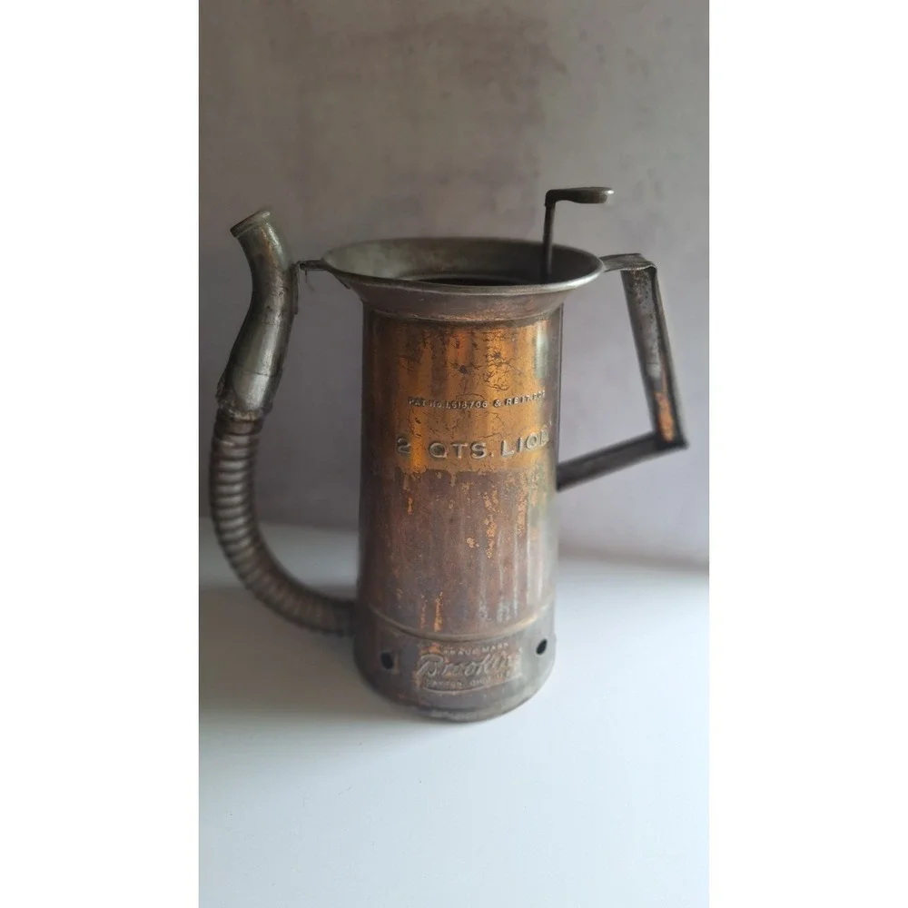 ANTIQUE BROOKINS MANUFACTURING OIL CAN DAYTON OHIO HALF GALLON COLLECTIBLE